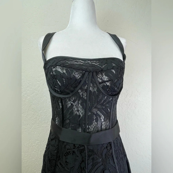 LEO LIN Clover Lace Bustier Ruffle Midi Dress in Black, size 8 Sleeveless - Picture 8 of 16